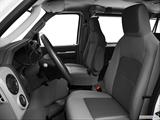  Front seats from Drivers Side photo